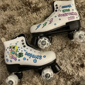 Womens Custom PowerPuff Girls
Light Up Roller Skates